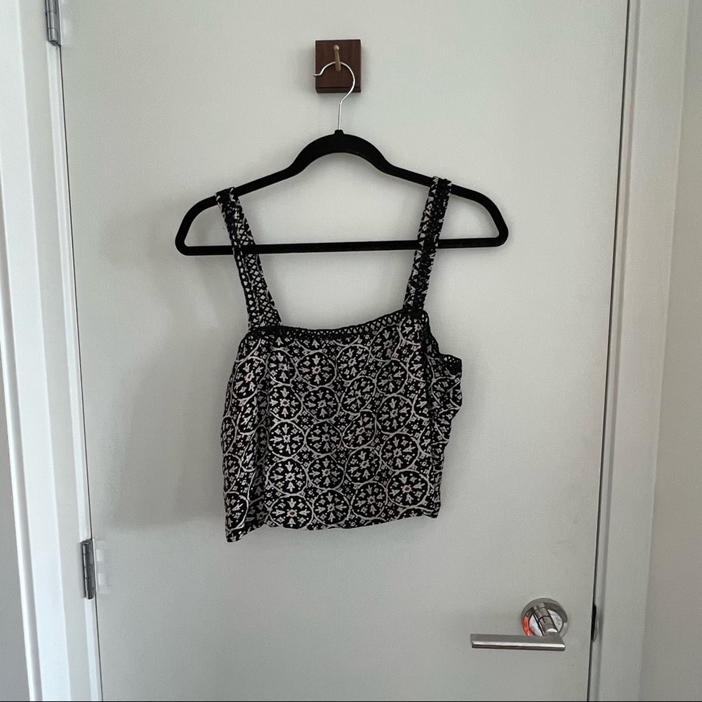 Amuse society crop top